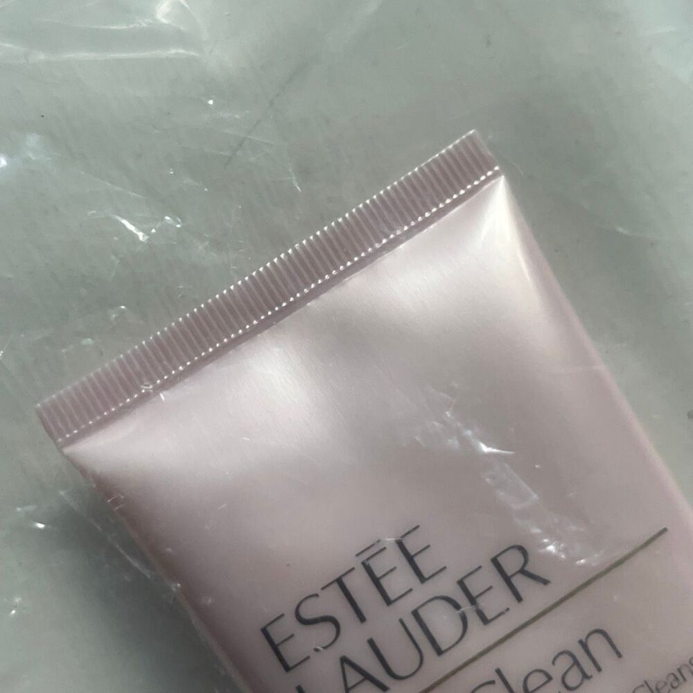 Estee Lauder Soft Clean Moisture Rich Foaming Cleanser 4.2oz/125ml Full Sz NEW - Picture 7 of 8